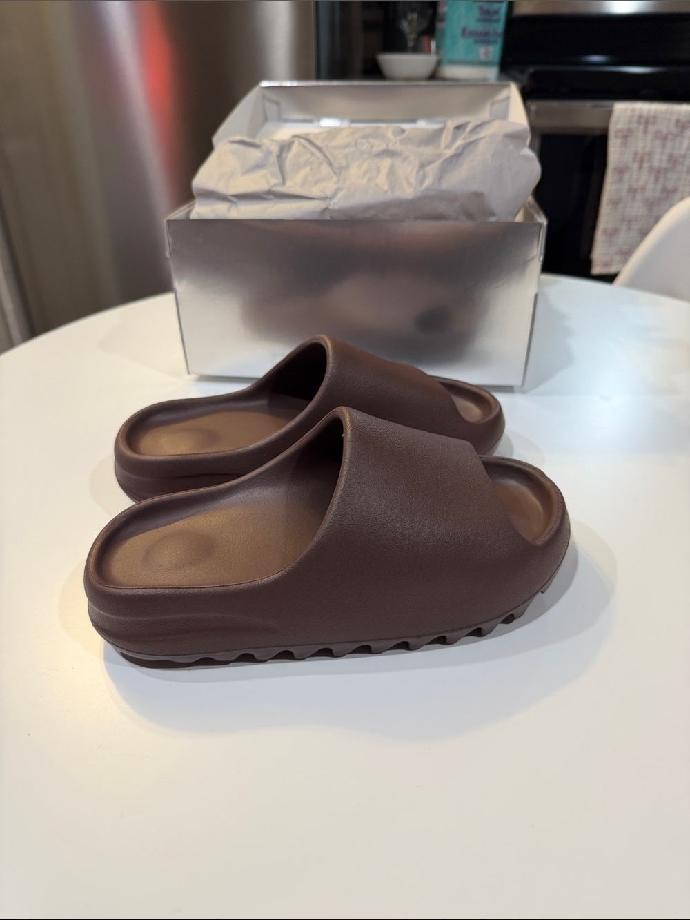 Women’s Fudge Brown Slide - Size 5